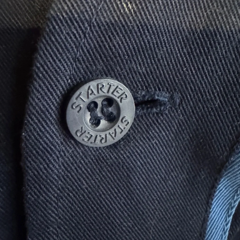 Starter Men’s Large UNC pinstriped button down jersey. Pre-owned - Picture 5 of 5